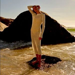 Zara POINTELLE KNIT DRESS
Beige